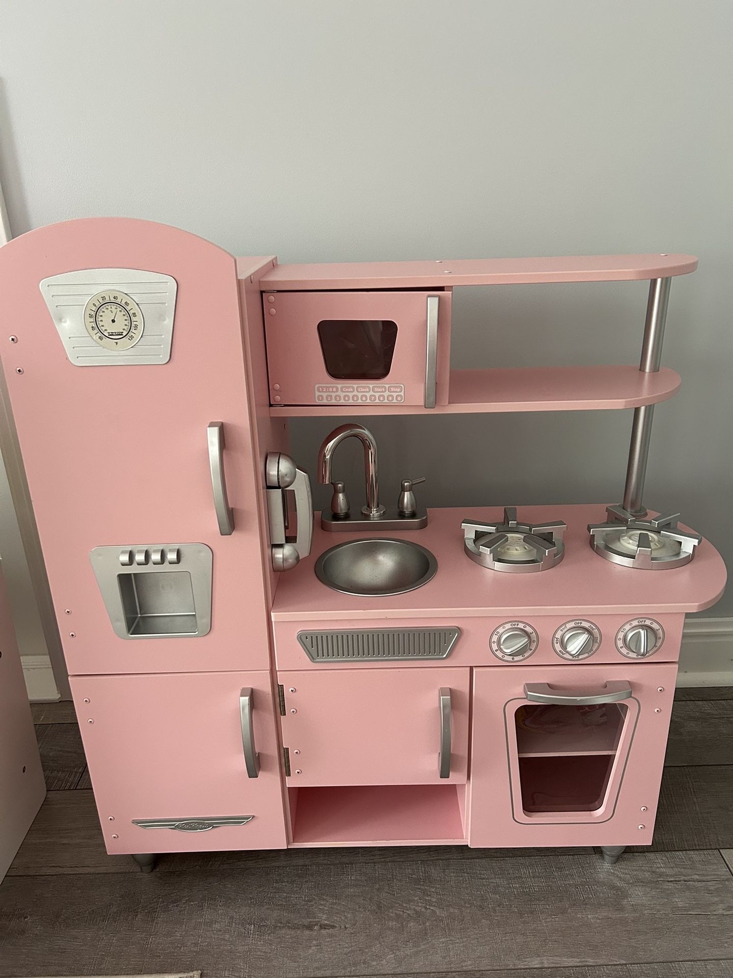 Kid kraft Vintage Wooden Kitchen