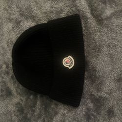 moncler beanie authentic 