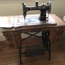 White Rotary Antique Sewing Machine
