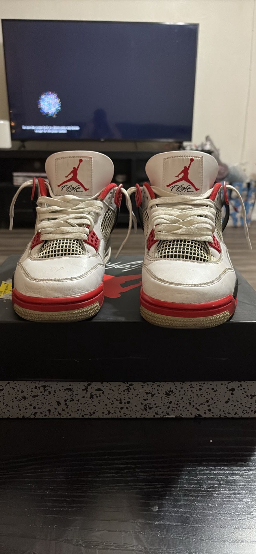 Jordan 4 Fire Red