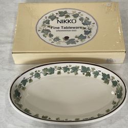 Nikko Fine Tableware Greenwood (932) oval serving dish with ivy motif. 13” Made In Japan