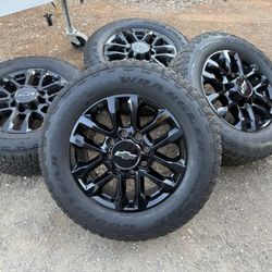 2027 Chevy Silverado ZR 2500, And Tires 20 $2200 