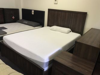 Brand new brown chocolate queen bedroom set. June special!