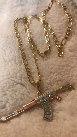 Chain with 3 gold aka 14k gold plated