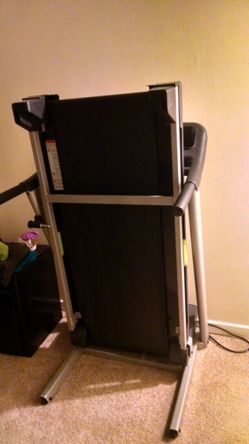 proform 485 cs treadmill for Sale in Chapel Hill NC OfferUp