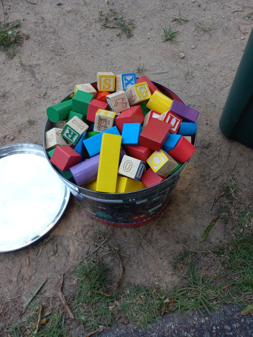 Block Bucket