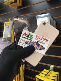 IPHONE 8 PLUS 64GB UNLOCKED