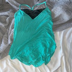 Lululemon tank top with built-in bra