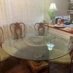 Kitchen Table 90” Round