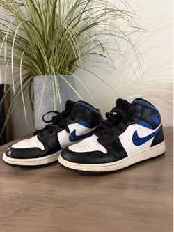 Jordan air mid 1 7Y