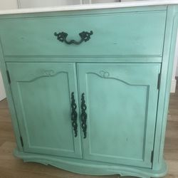 Vintage Style Bath Vanity