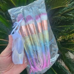 7 Pcs Mermaid Makeup Brushes And Free Singl Brush