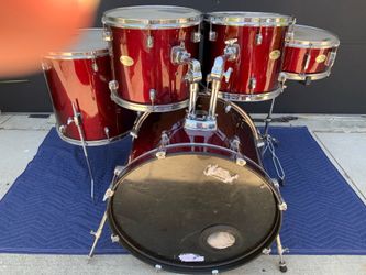 Pearl Forum Series 5pc Drum Set 22-16-13-12-14”
