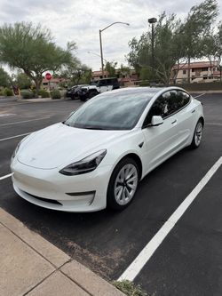 2023 Tesla Model 3 — Excellent Condition
