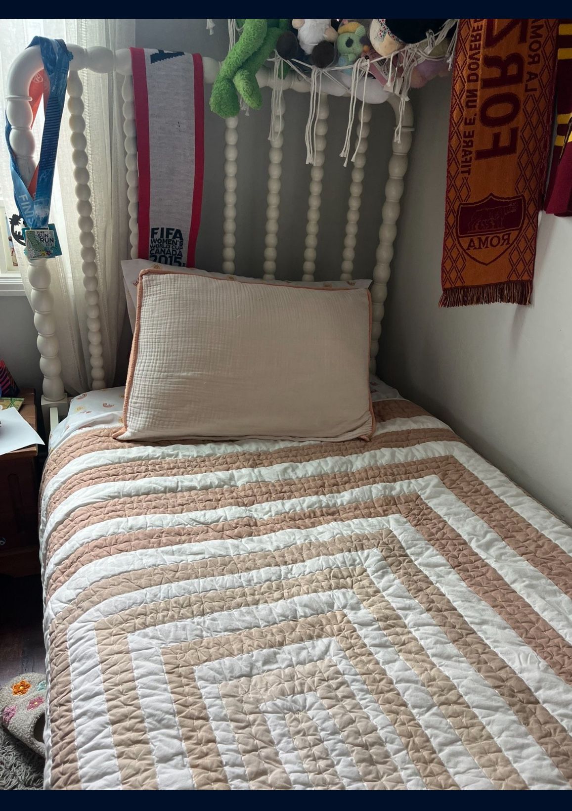 Twin Size Bed Frame With Mattress