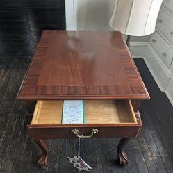 Ethan Allen End Table With Tags 