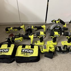 RYOBI ONE+ HP 18V Brushless Cordless 7-Tool Combo Kit with (2) 4.0 Ah HIGH PERFORMANCE Batteries