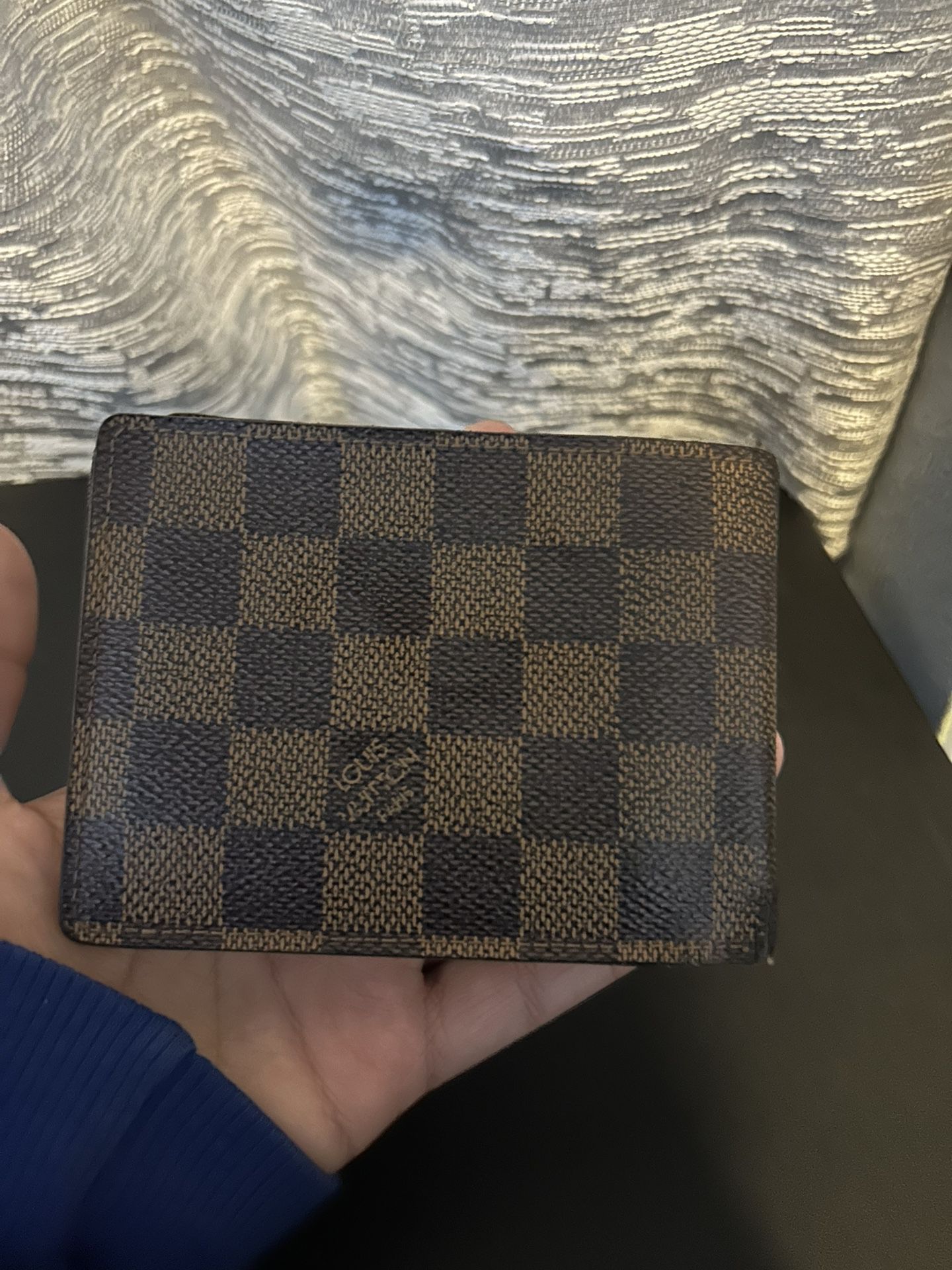 Louis Vuitton Wallet for Sale in Federal Way, WA - OfferUp