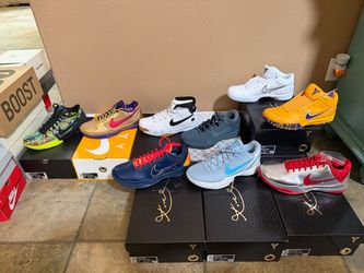 Nike kobe sizes 10-10.5 read information!!!