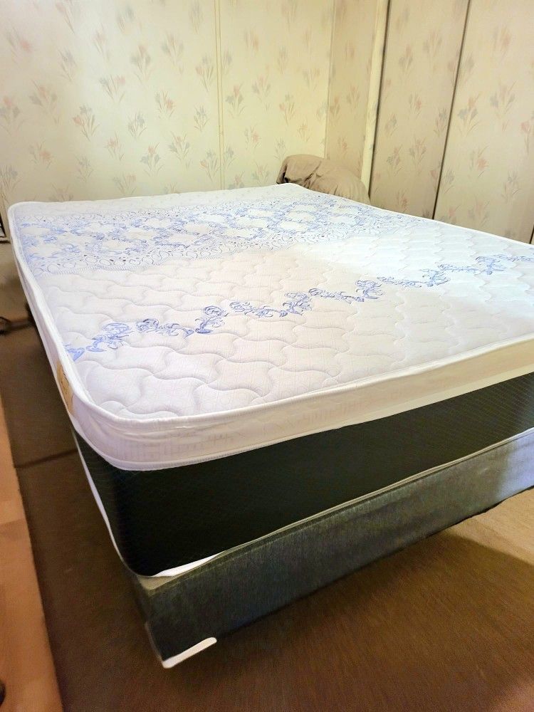 NEW QUEEN PILLOWTOP MATTRESS and BOX SPRING. Bed Frame Sold Separately