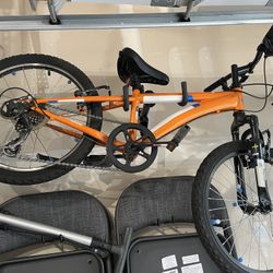 Diamondback Bicycles Cobra 20 Youth 20" Wheel Mountain Bike, Orange