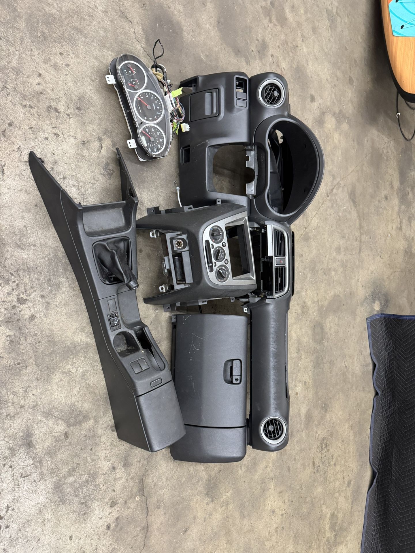 2004 Subaru WRX Interior Pieces