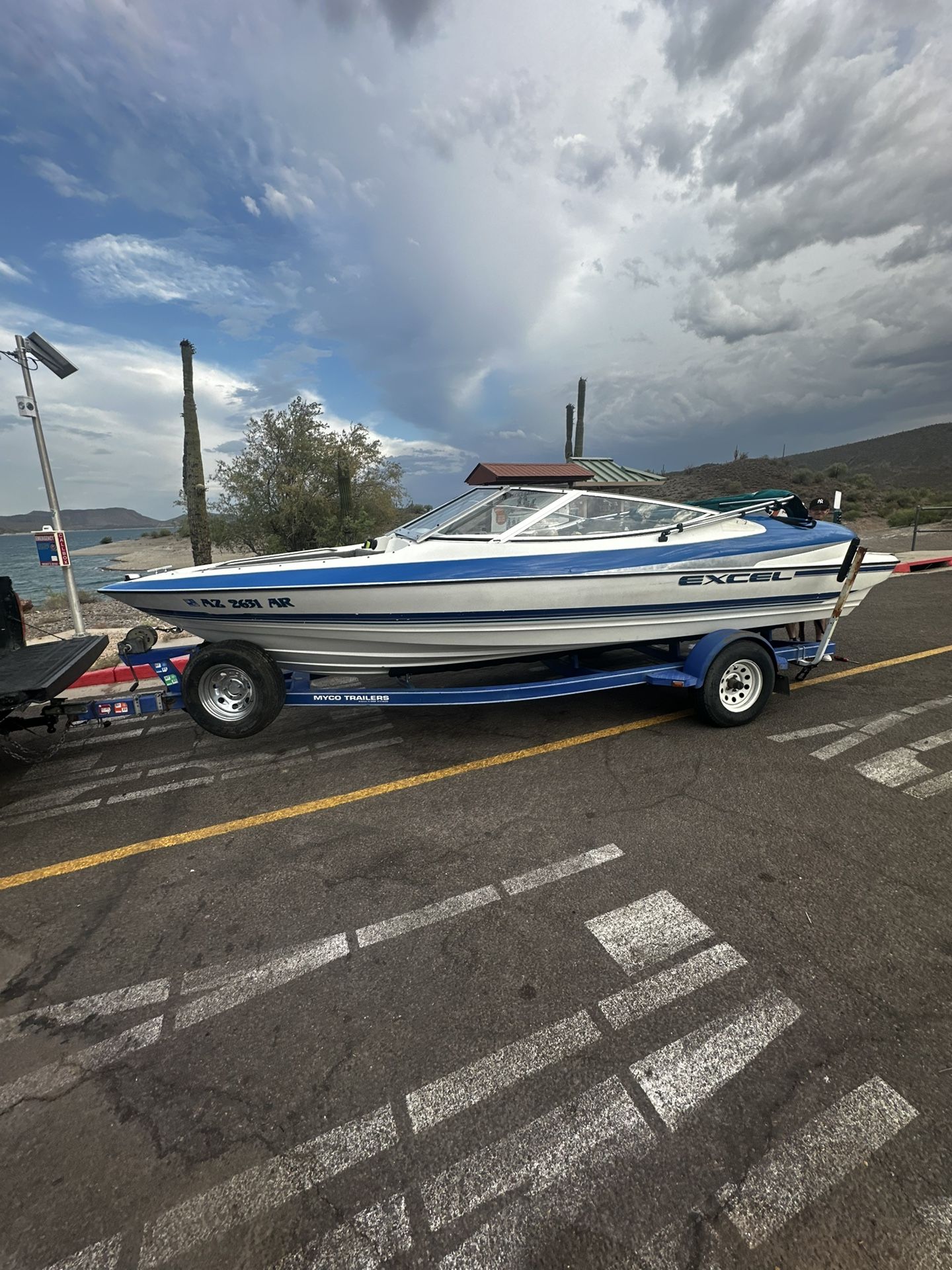 1994 Excel Boat