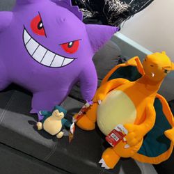 Gengar And ChariZard Giant Prizes.