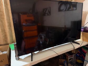 LG Flat Screen TV 55”