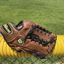 Wilson A1731 PRO 2000 Baseball Softball Glove 