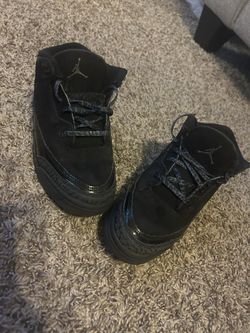 Boys Shoes Size 2.5Y