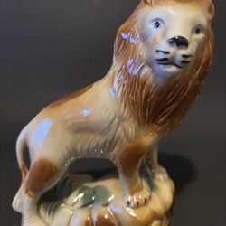 Vintage Lion Figurine Statue Made in Brazil Pre-Owned