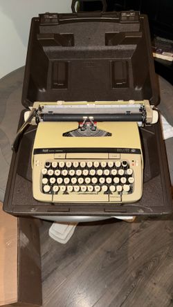 Smith Corona Galaxie Twelve Typewriter