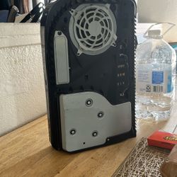 185$ STEAL PS5 NO CONTROLLER GOOD CONDITION NO WHITE SIDE PLAUQES