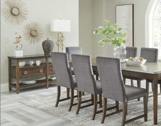 New Ashley Dining Chairs (x4)