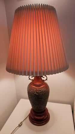 Marboro Table Lamp Chinese Peacocks
