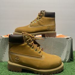 Kids Timberland Boots Size 9c Brand New 
