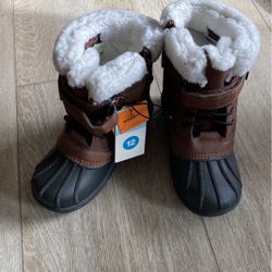 New Boys Cat & Jack 12 Snow Boots
