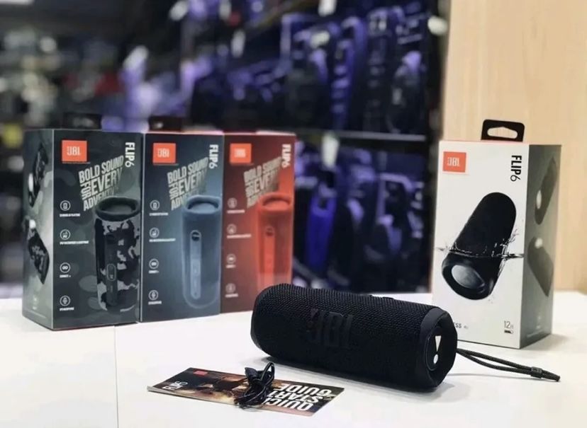 JBL Flip 6 Portable Speaker