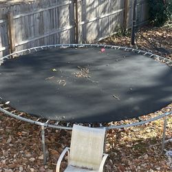 Trampoline 