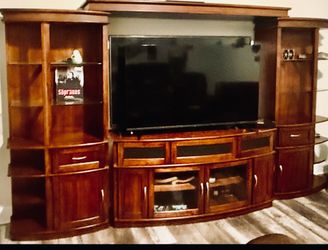 Entertainment Center