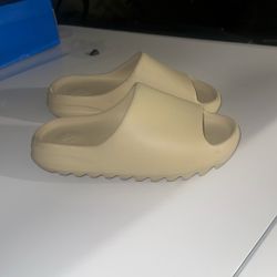 Yeezy Beige 