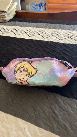 Disney whestles purse