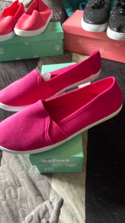 Pink shoes