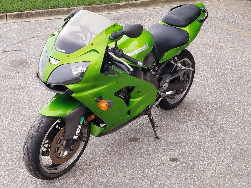 2002 Kawasaki Ninja 900