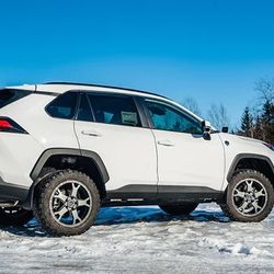 Toyota RAV4 Off-road Lift Kit