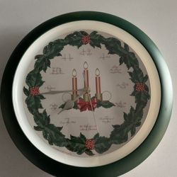 Christmas Holiday Fun Melody Music Wall Clock EUC