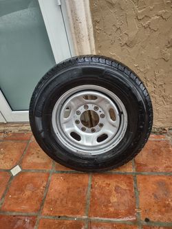 1 Wheel And Tire F250 and 350 Size 17 LT 