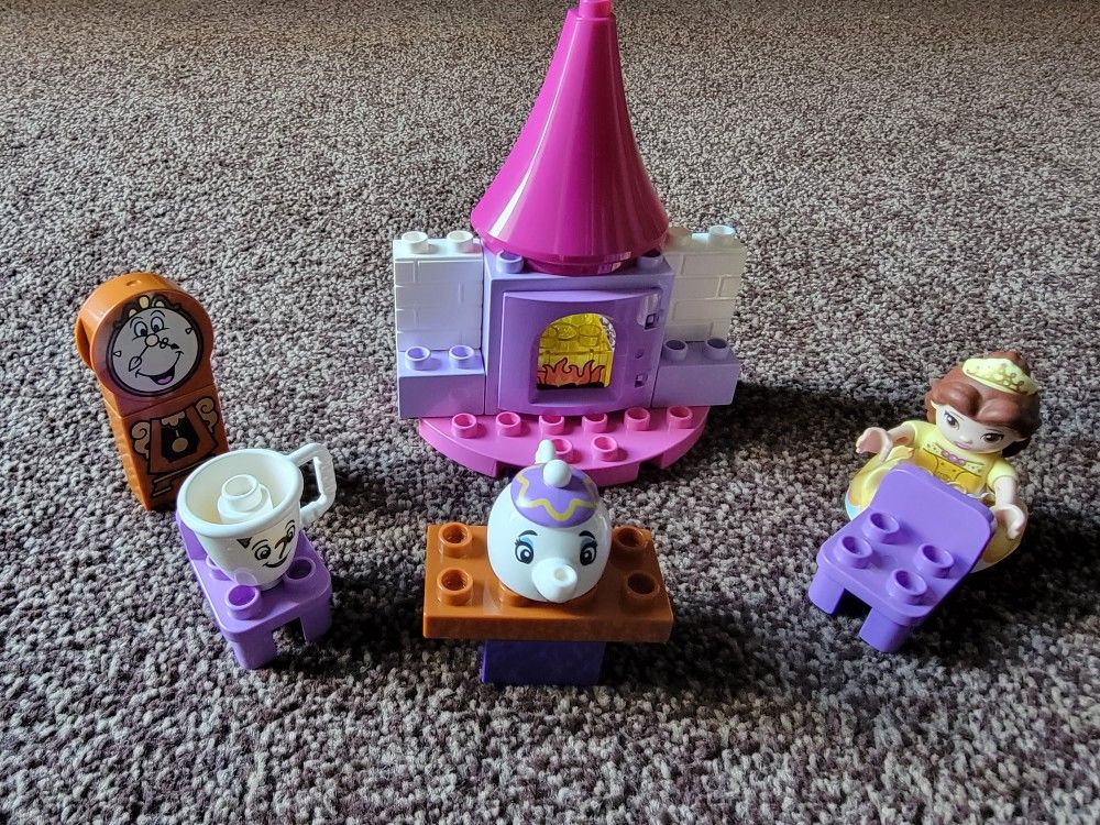 Duplo 10877- Belle's Tea Party