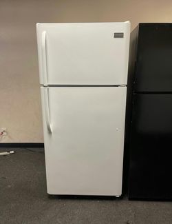 Frigidaire Top Mount Refrigerator White